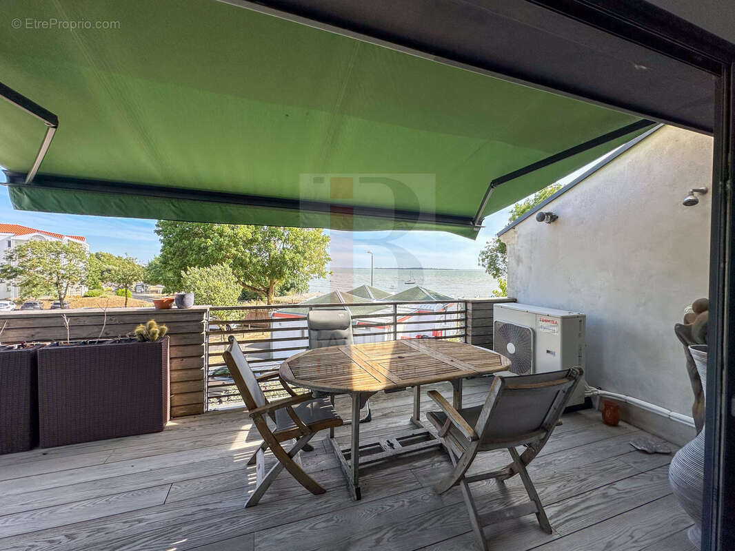 Maison vue mer avec garage - photo 6