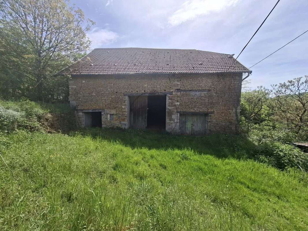 Maison à L'ISLE-SUR-LE-DOUBS