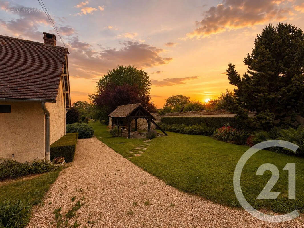 Maison 113 m² à La Chapelle-Reanville  - photo 10