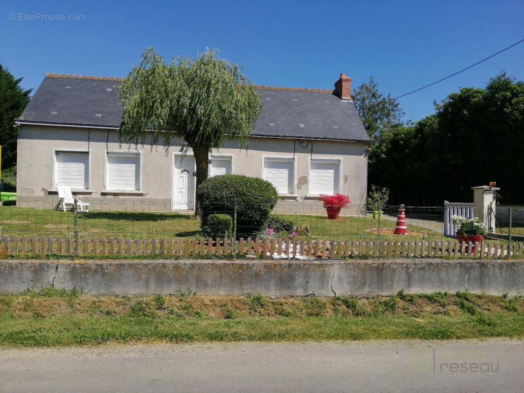 Maison à MANSIGNE