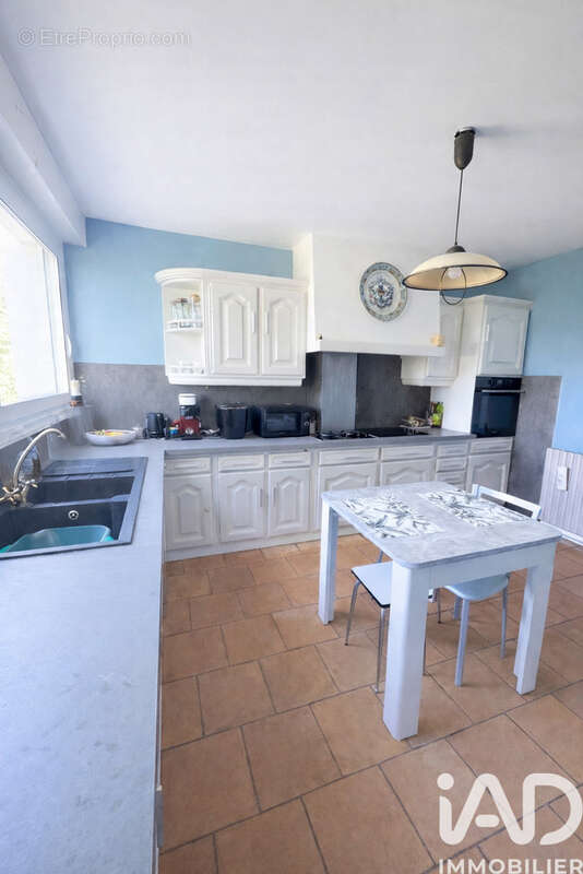Photo 9 - Maison à LES PEINTURES
