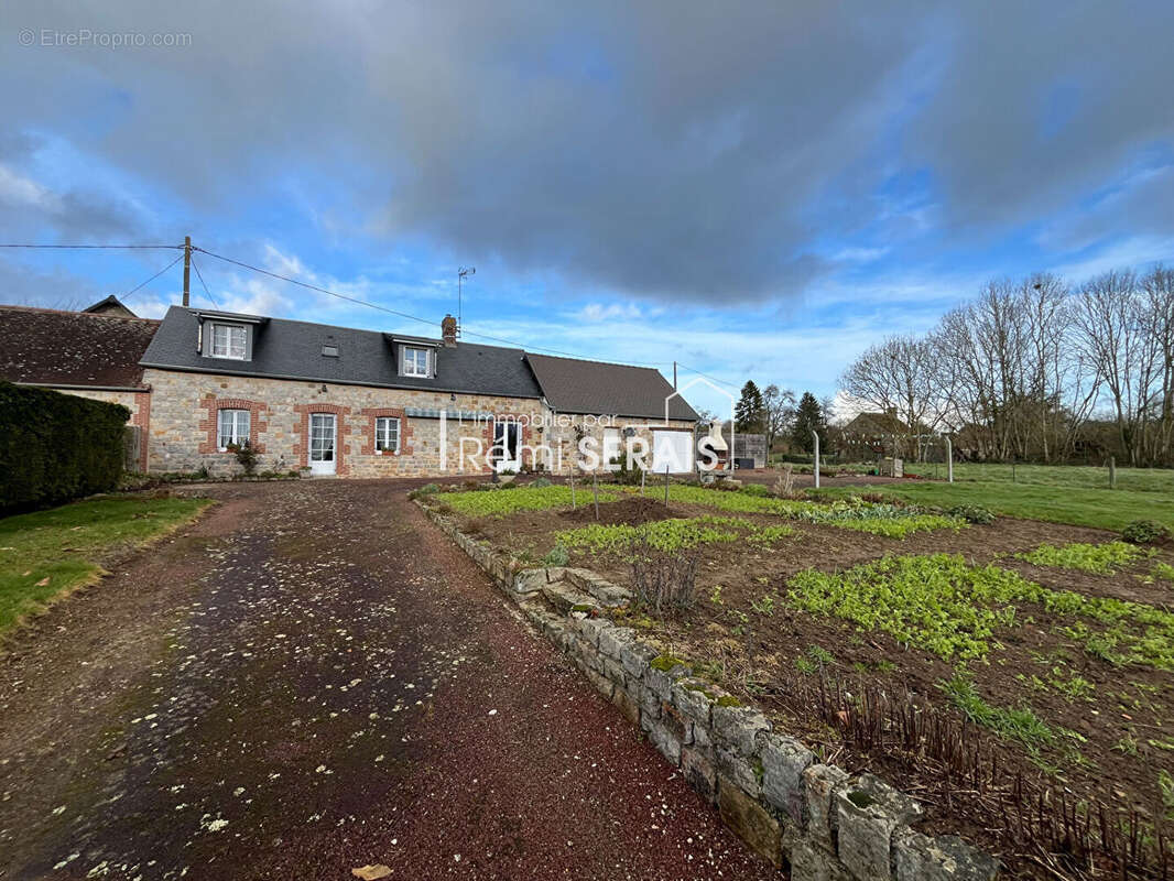 Maison à DOMFRONT