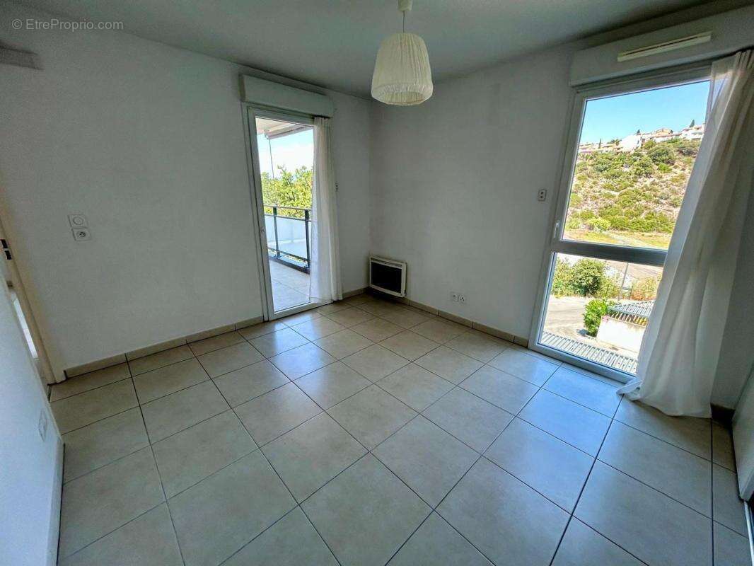 A VENDRE : T2 de 56m² avec terrasse et garage - SAINT-RAPHAEL - Valescure - photo 5