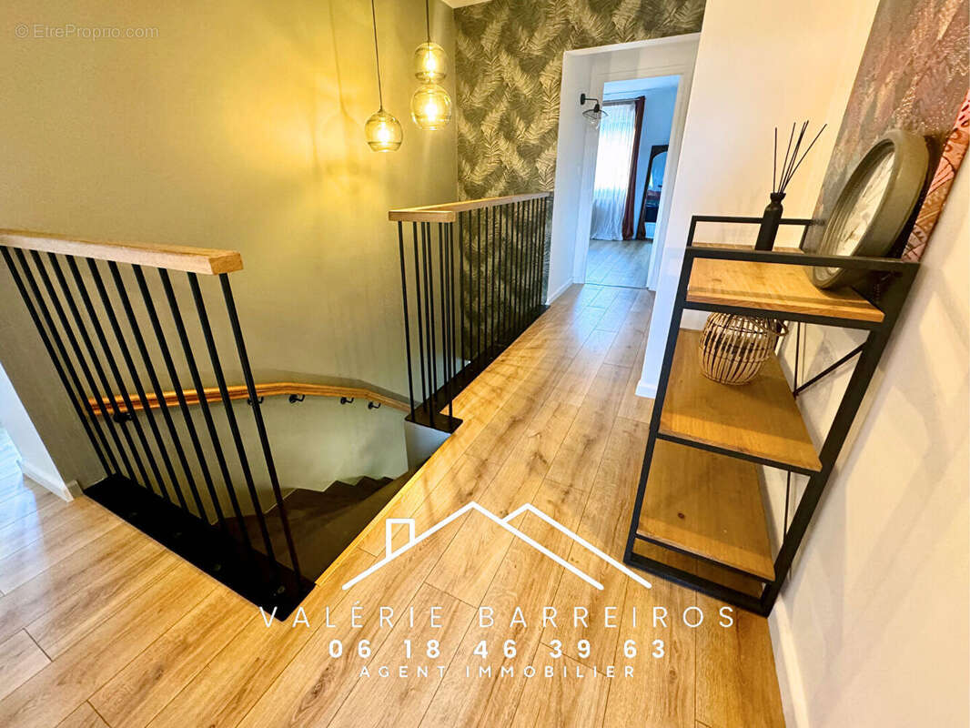 Maison Oissel 206.69 m2 - photo 10