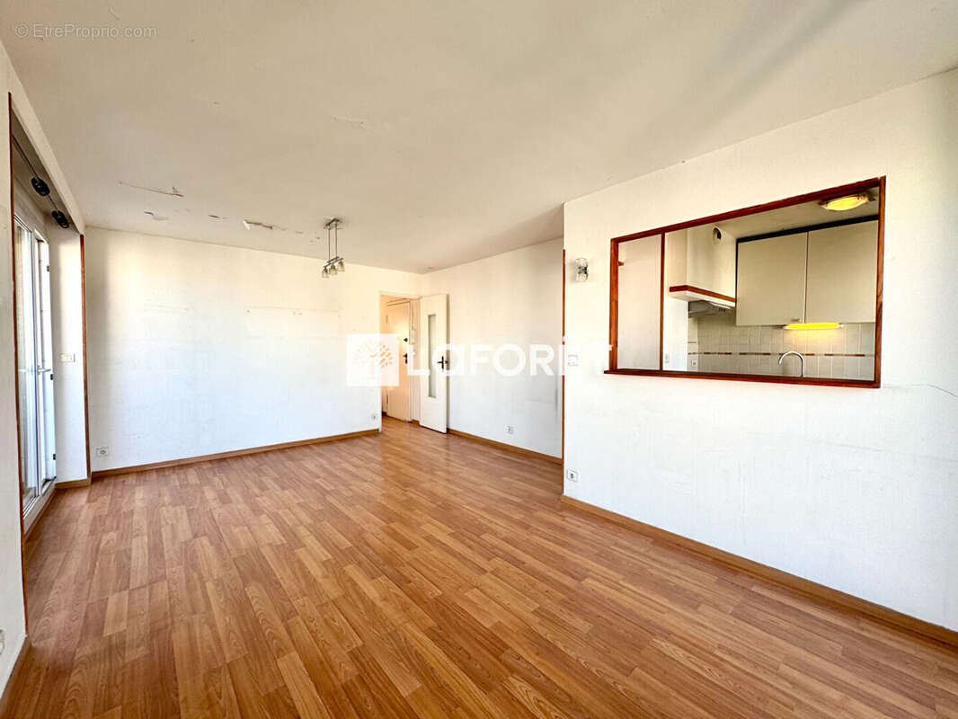 Appartement à MARSEILLE-9E