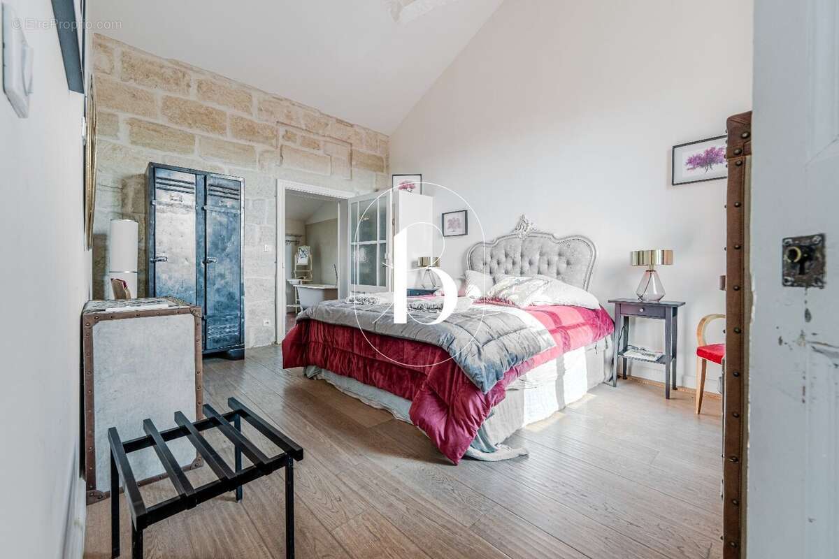 Maison à UZES