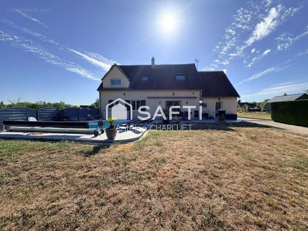 Maison 170 m² à Mezieres-En-Brenne  - photo 2