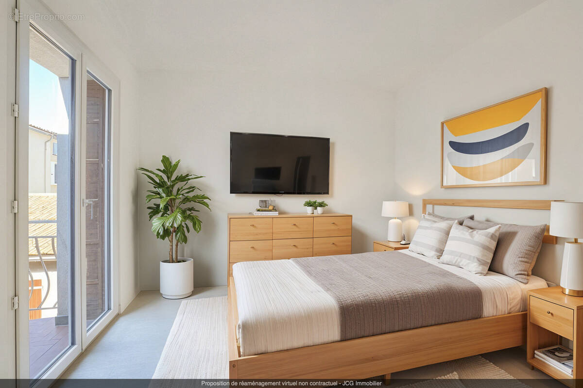 Appartement à SOLLIES-PONT