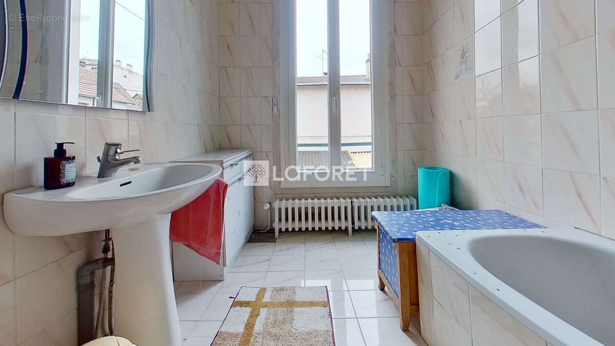 Maison à NOISY-LE-SEC