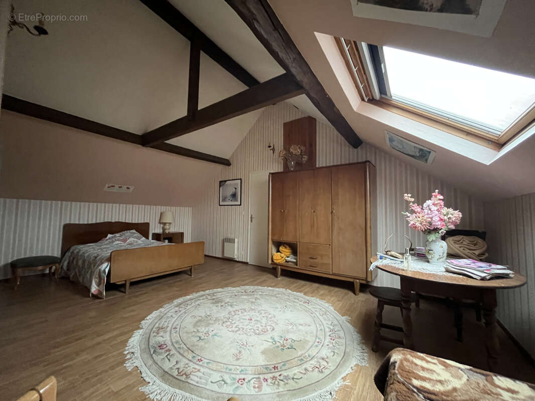 Maison à MAINVILLIERS