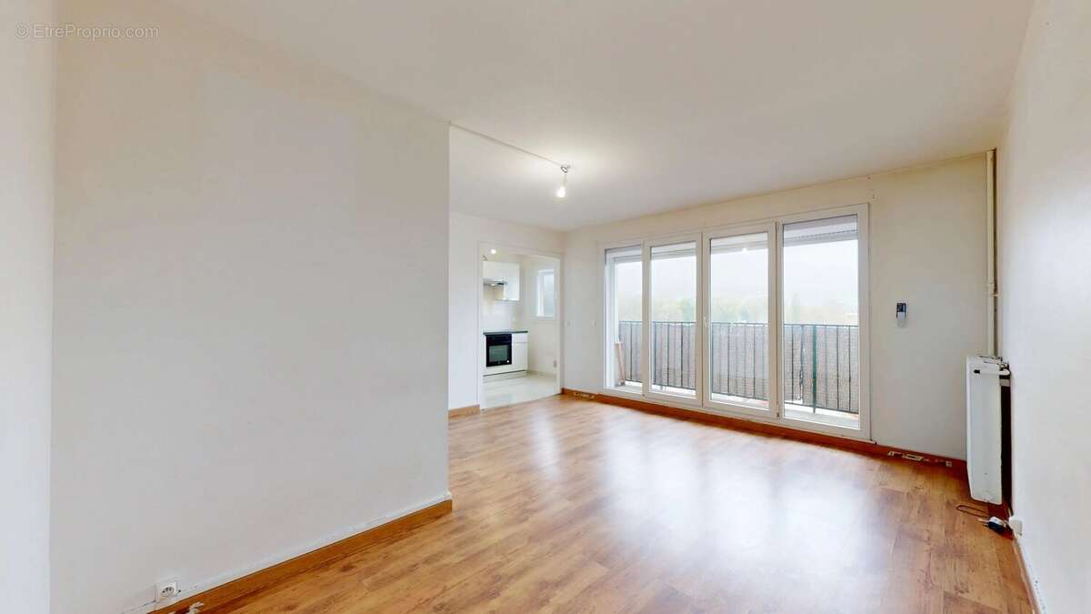 Appartement à LIVRY-GARGAN