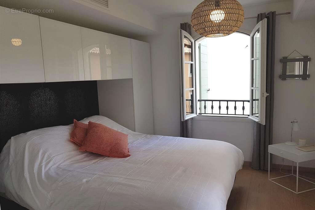 Appartement à SAINT-TROPEZ