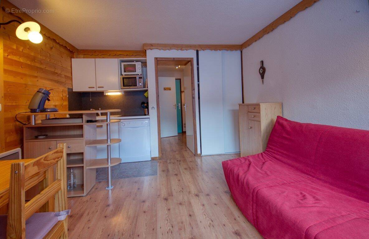 Appartement à MORILLON