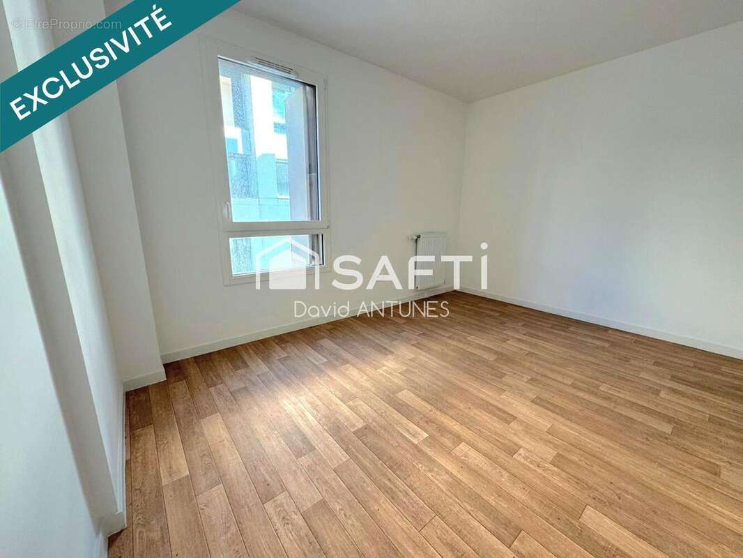 Photo 6 - Appartement à AUBERVILLIERS