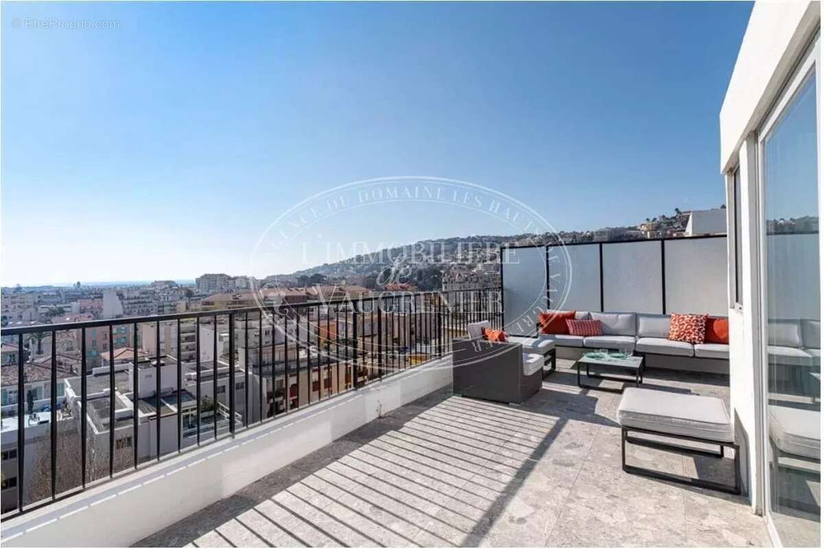 Appartement à NICE