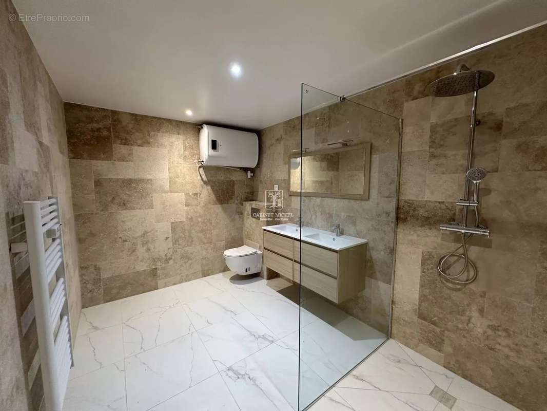 Appartement à VALBONNE