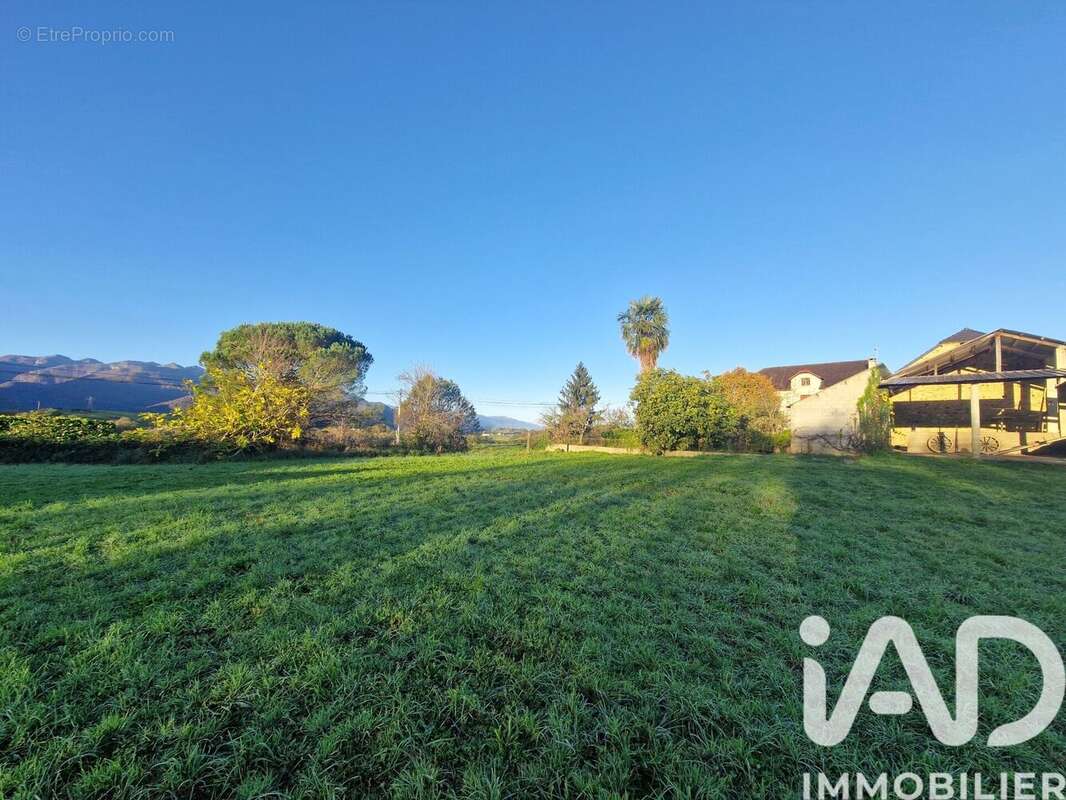 Photo 2 - Maison à LESTELLE-BETHARRAM