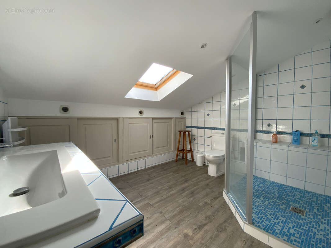 Propriété de 380 m2 avec vue panoramique sur les montagnes. - photo 14