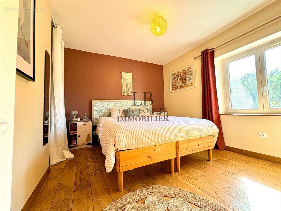 Maison à SAINT-LAURENT-DE-GOSSE