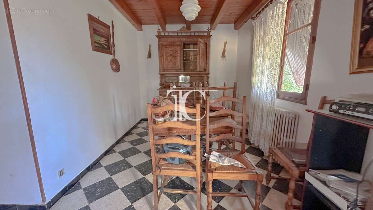 Maison à SAINT-PAUL-LE-JEUNE