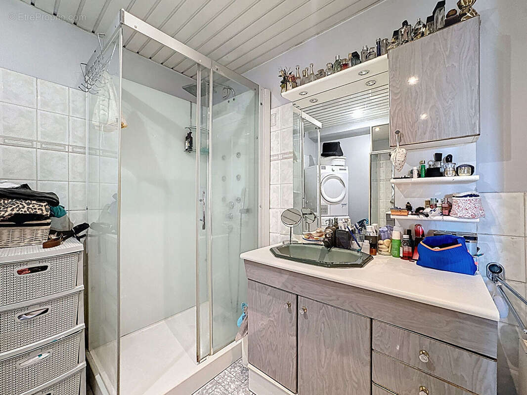 Appartement à MARSEILLE-13E