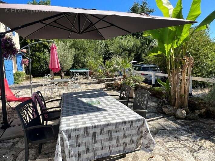 Maison à VERTEUIL-SUR-CHARENTE