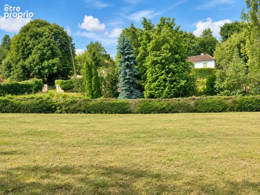 Terrain constructible de 900 m2 à Sarlat la Canéda - 25 000 ! - photo 2