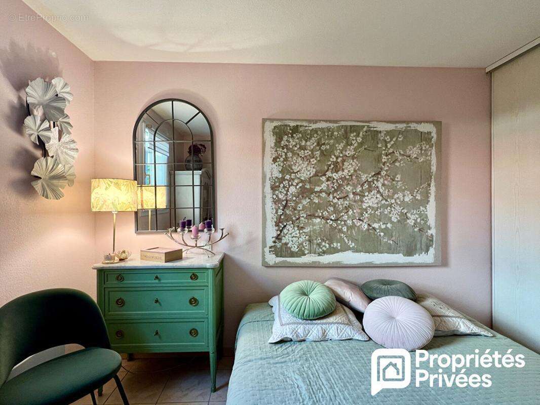 Appartement à FREJUS