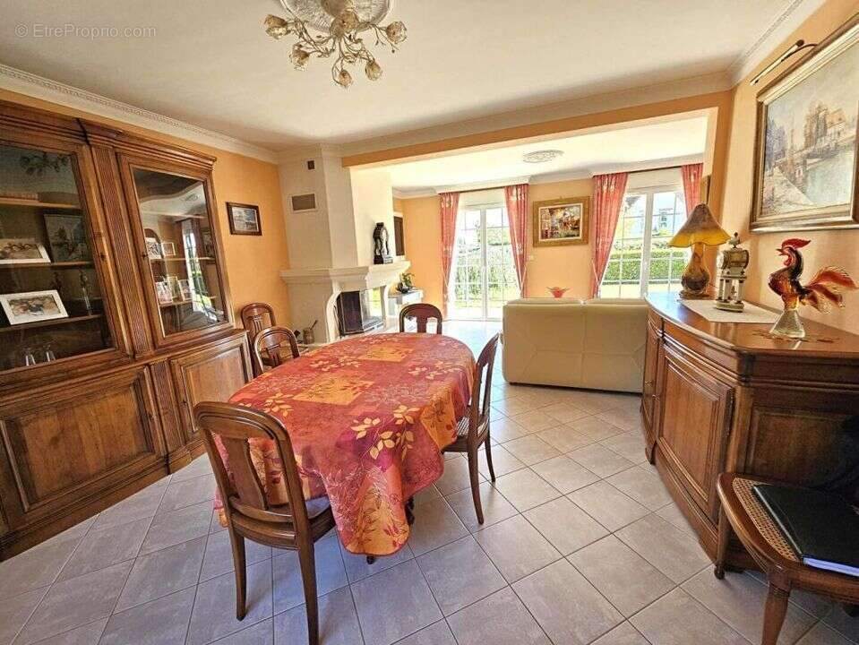 Maison à BRETTEVILLE-SUR-ODON