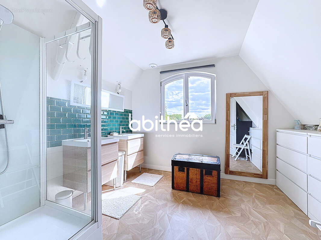 Maison à ANZIN-SAINT-AUBIN