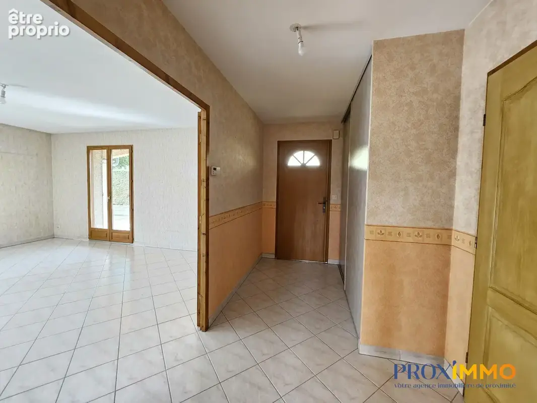 Maison 4 pièces 104 m² à vendre à Le Grand-Lemps (38690) - photo 4