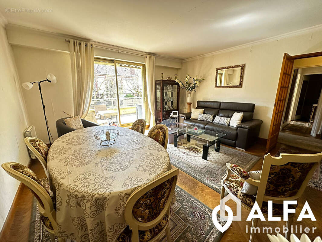 Appartement à ENGHIEN-LES-BAINS