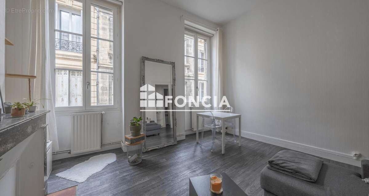 Appartement à BORDEAUX