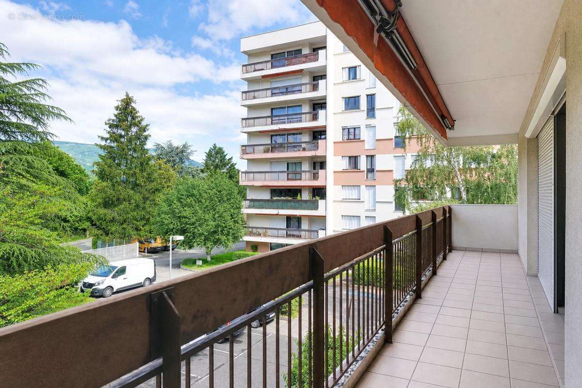 Appartement de 5 pièces à Échirolles Résidence du Château - photo 6