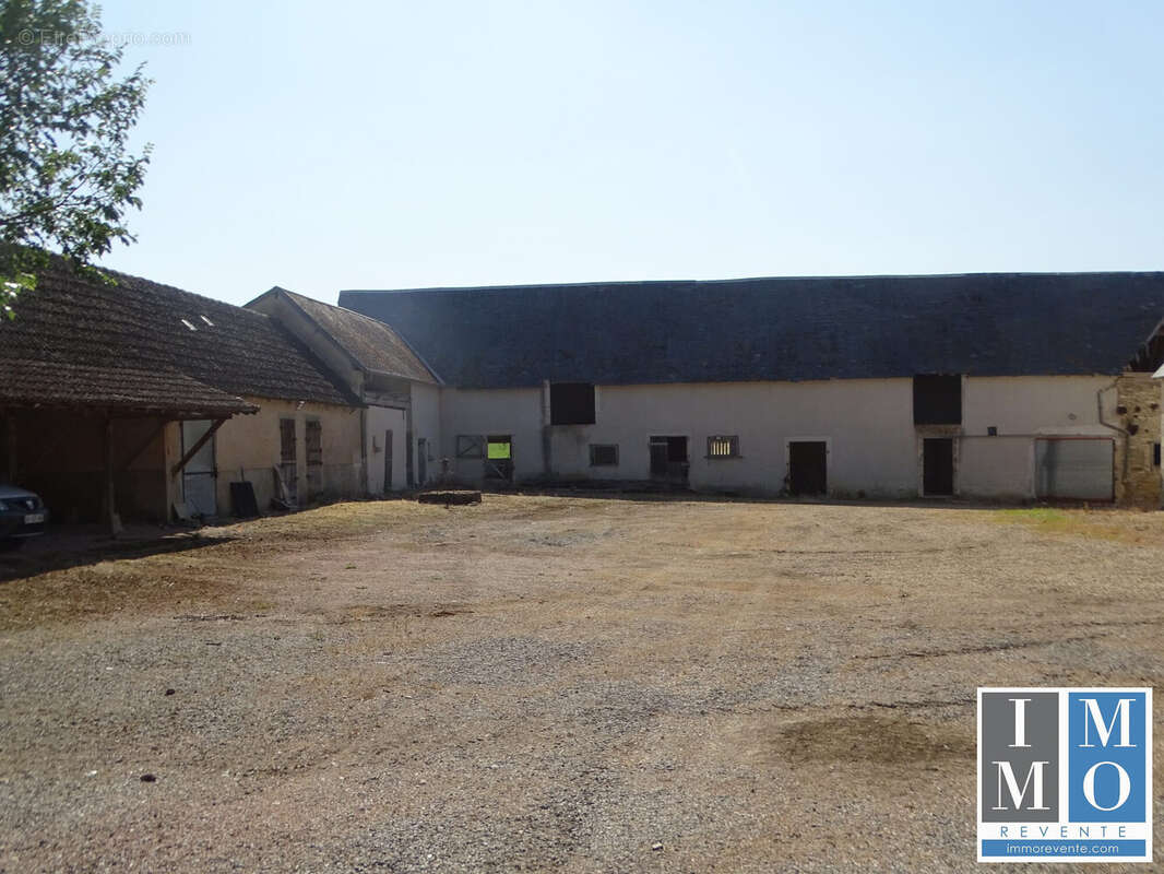 Maison à SAINT-BAUDEL