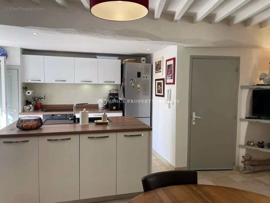 Maison à VILLECROZE