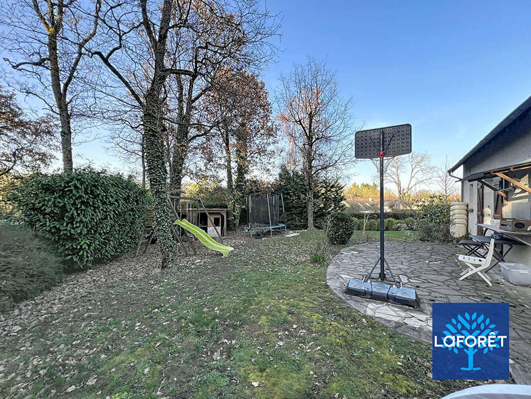 Maison à LA FERTE-ALAIS