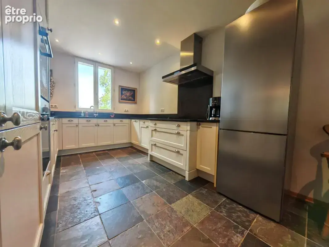 Maison de maître du XIXᵉ siècle entièrement rénovée — 262 m² sur 2 hectares — Eauze - photo 9