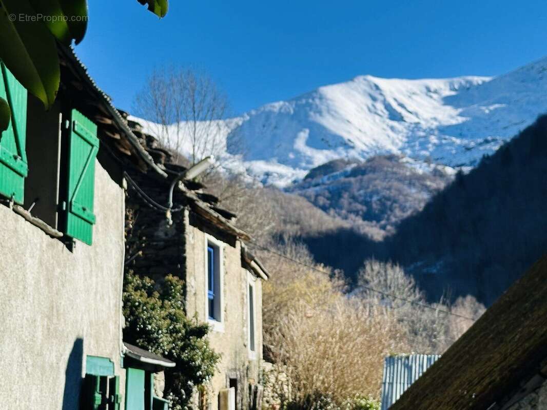 Maison de Hameau de Montagne à 900m d'altitude 09320 Le Port. - photo 2