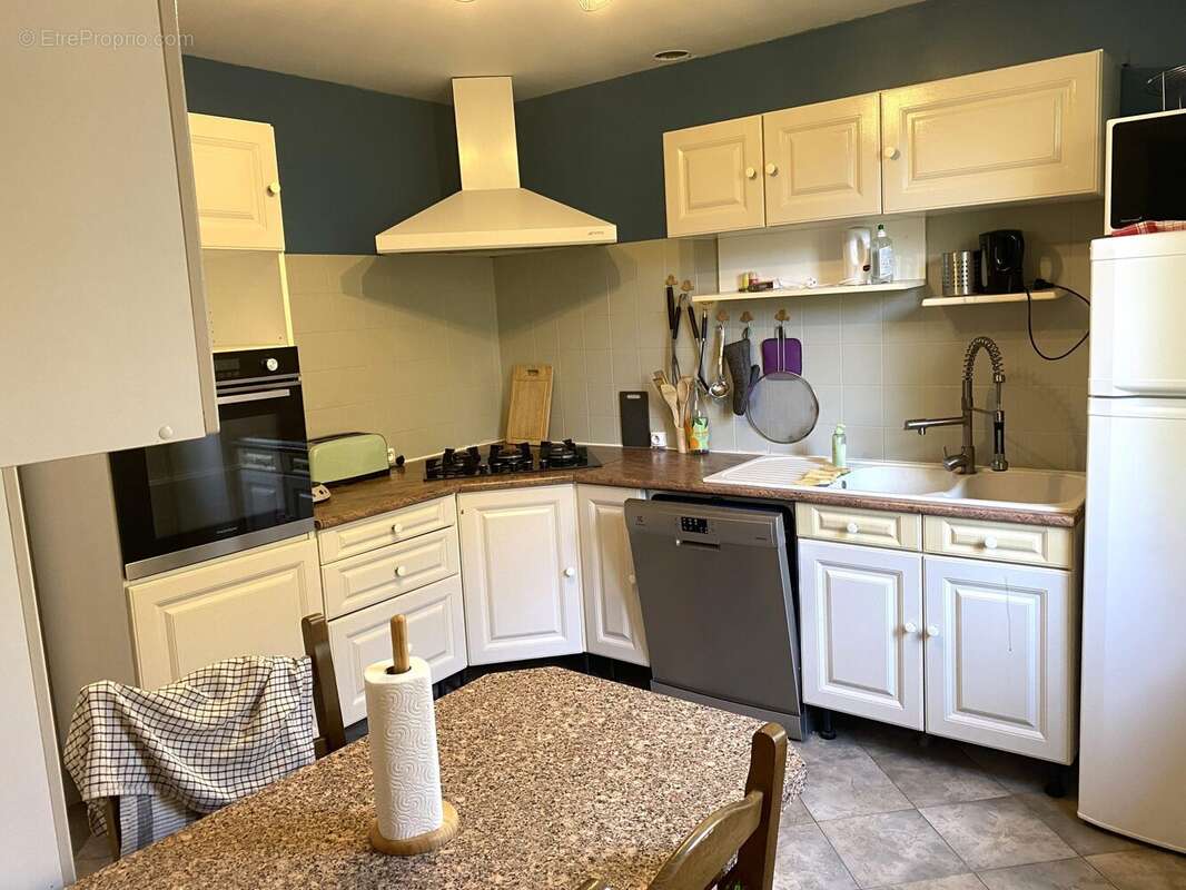 Maison à PEYRAT-LE-CHATEAU