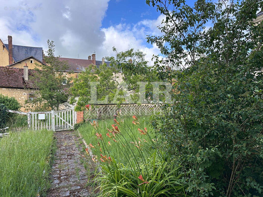 Maison St Germain De La Coudre, réf B15242 - photo 3
