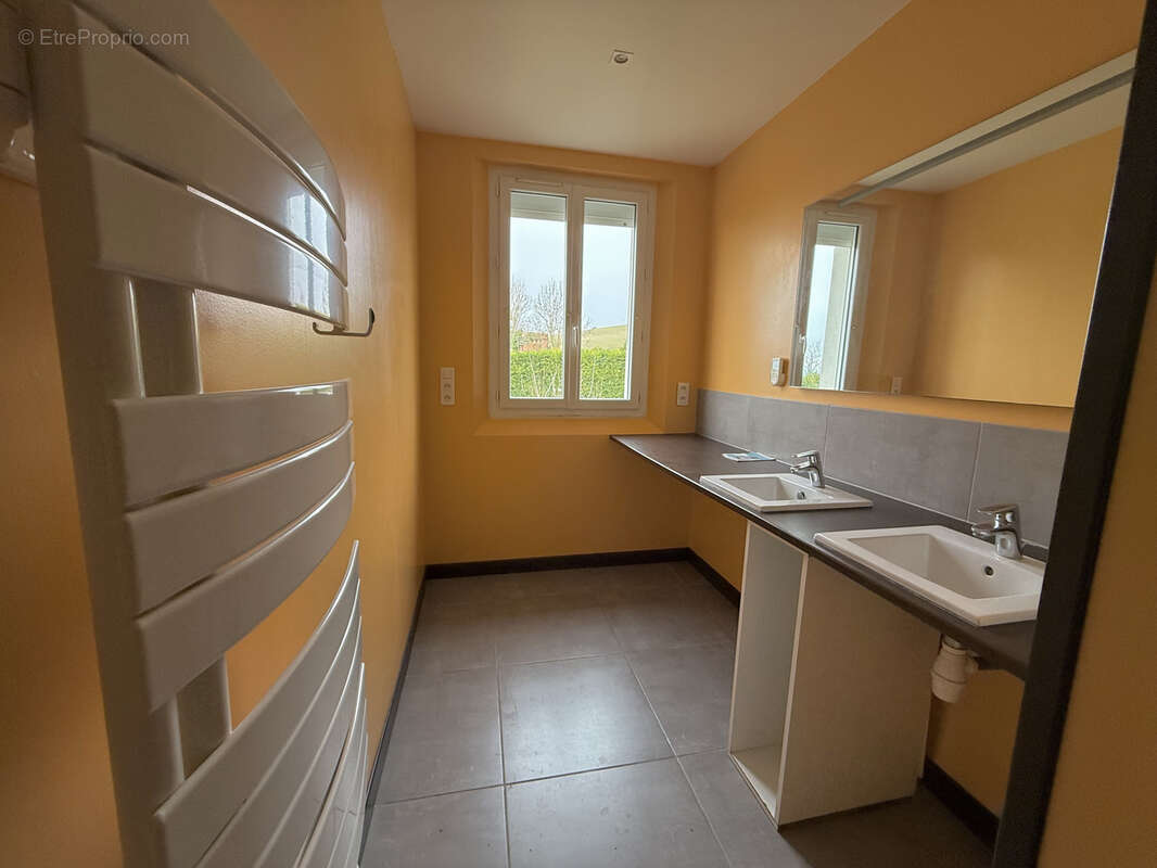 Maison à CASTELNAU-D'ESTRETEFONDS