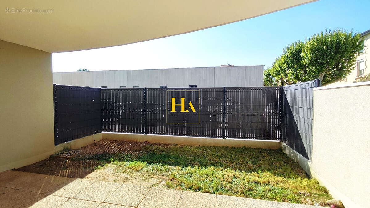 Appartement à ROMANS-SUR-ISERE