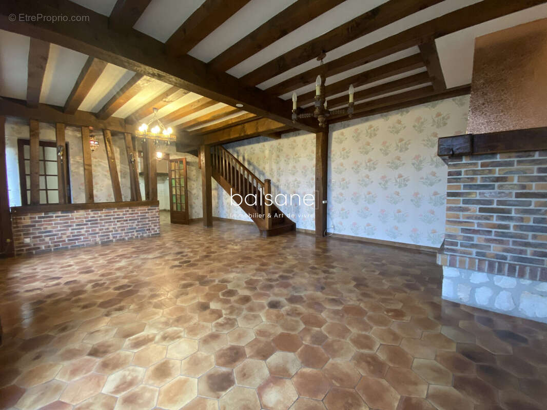 Maison à SAINT-PIERRE-DE-VARENGEVILLE