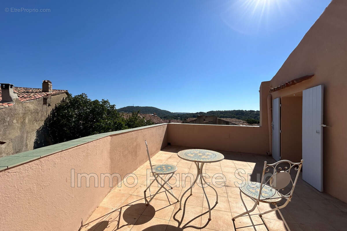 Maison à LA GARDE-FREINET