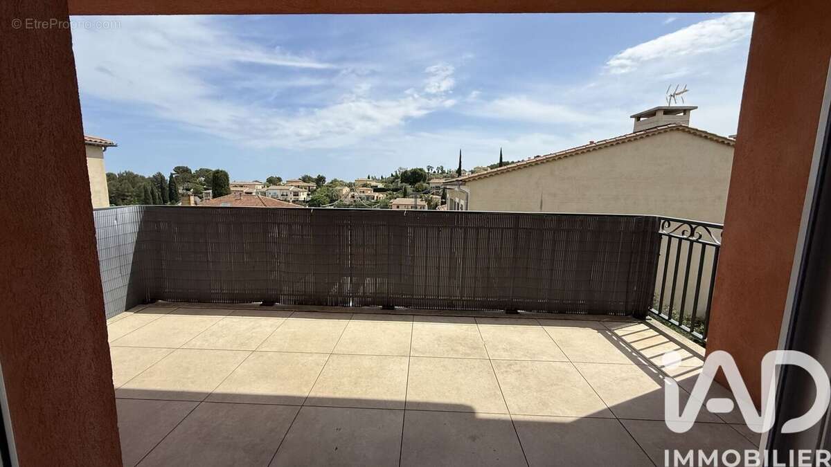 Photo 2 - Appartement à LE ROURET