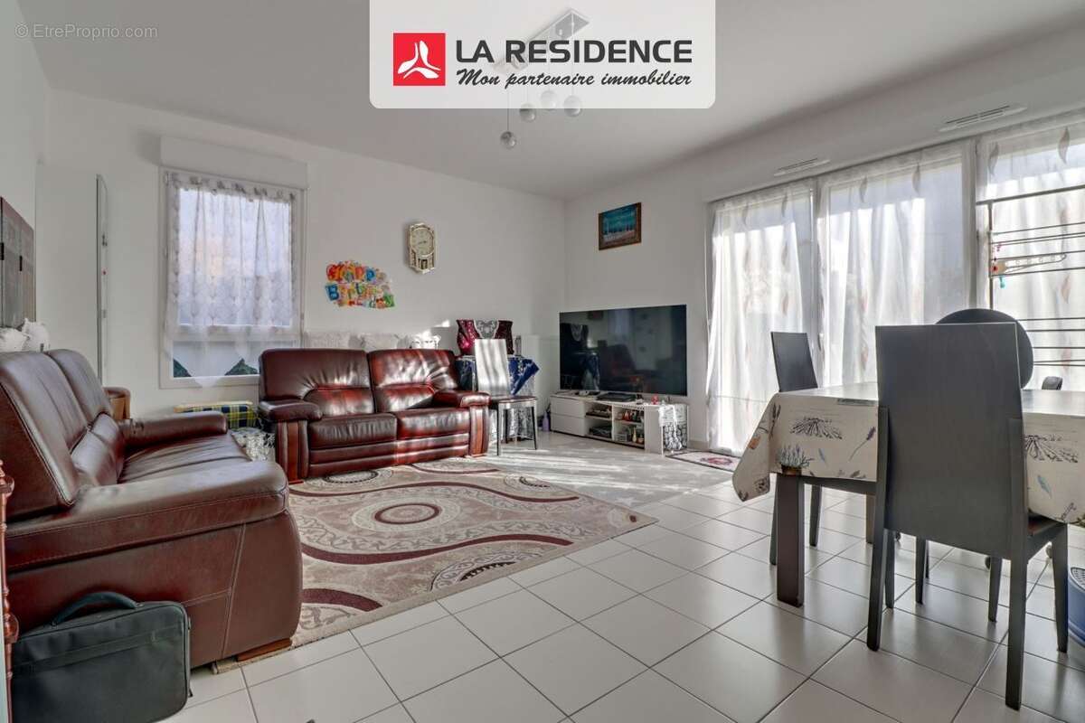 Maison à JOUY-LE-MOUTIER