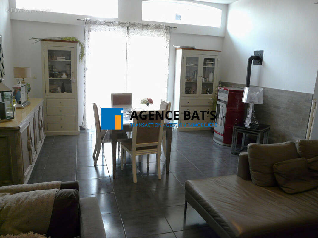 Photo 6 - Appartement à SAINT-GENEST-LERPT