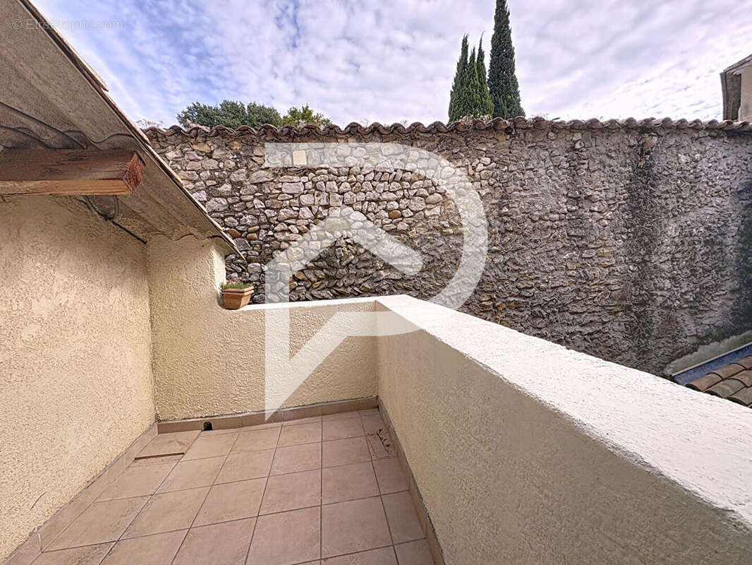 Appartement à CHATEAUNEUF-DU-RHONE