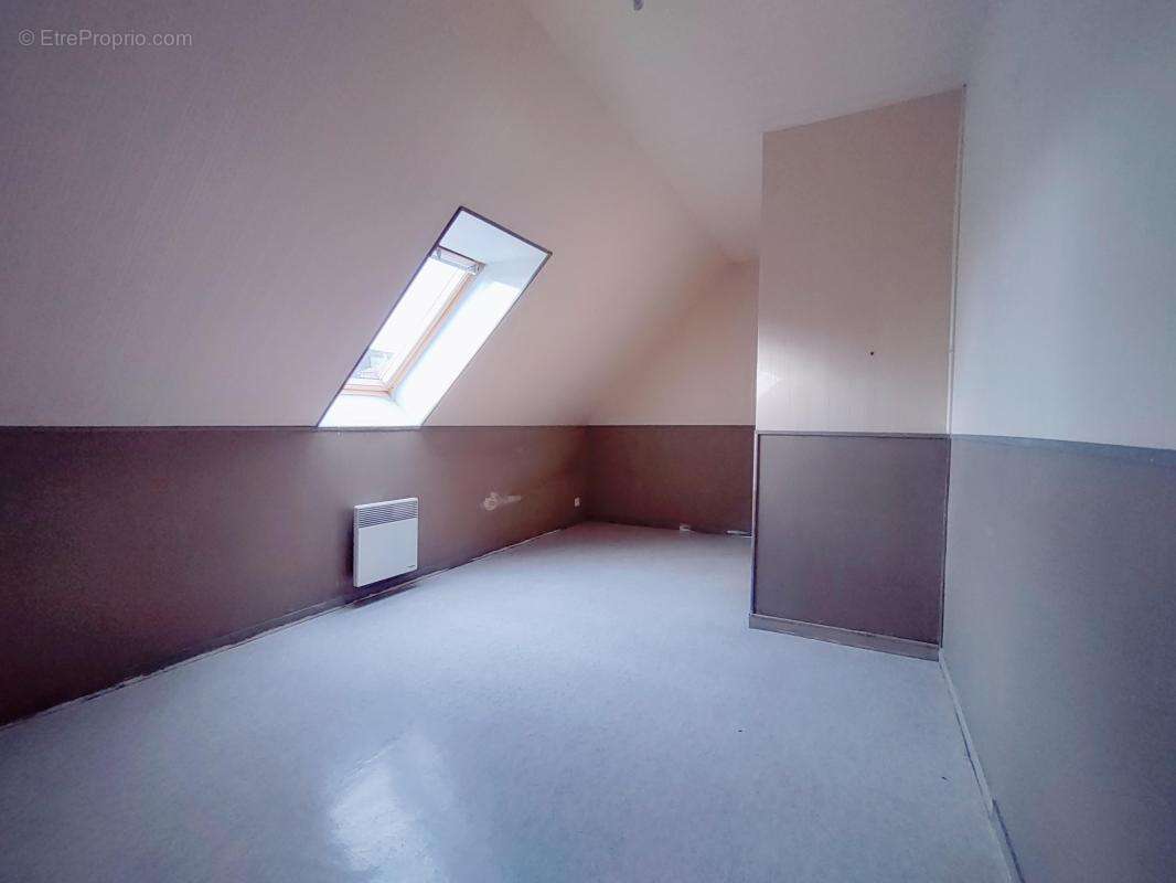 Maison à GRANDVILLIERS